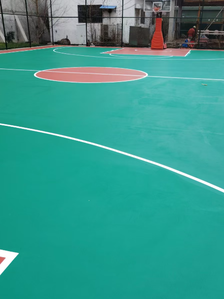 大武口 球场长期使用易出现地面开裂